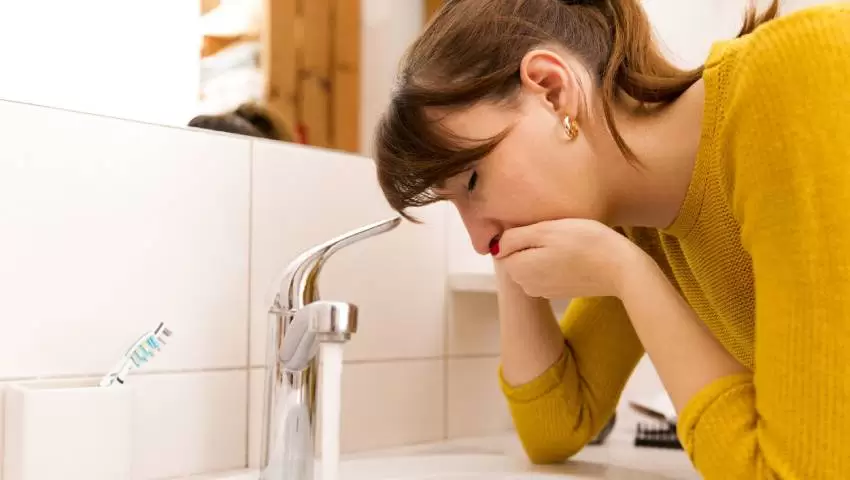 Nausea and Vomiting: Causes, Home Care, and When to See a Doctor